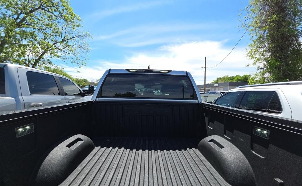 Toyota Tundra Limited CrewMax 4WD 2025