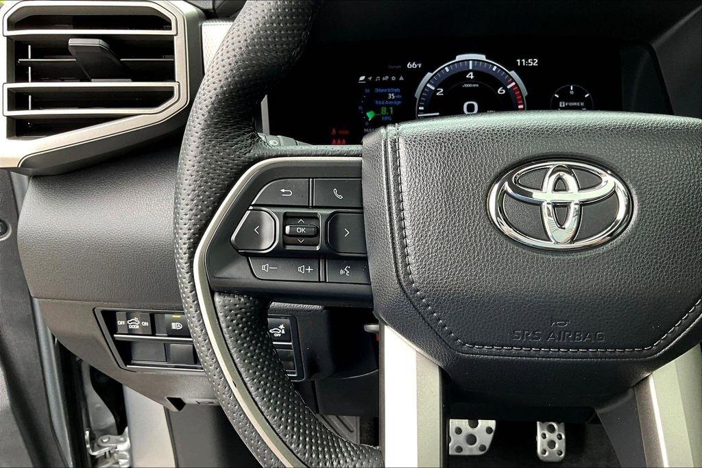 Toyota Tundra Limited CrewMax 4WD 2025