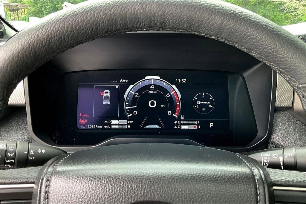 Toyota Tundra Limited CrewMax 4WD 2025