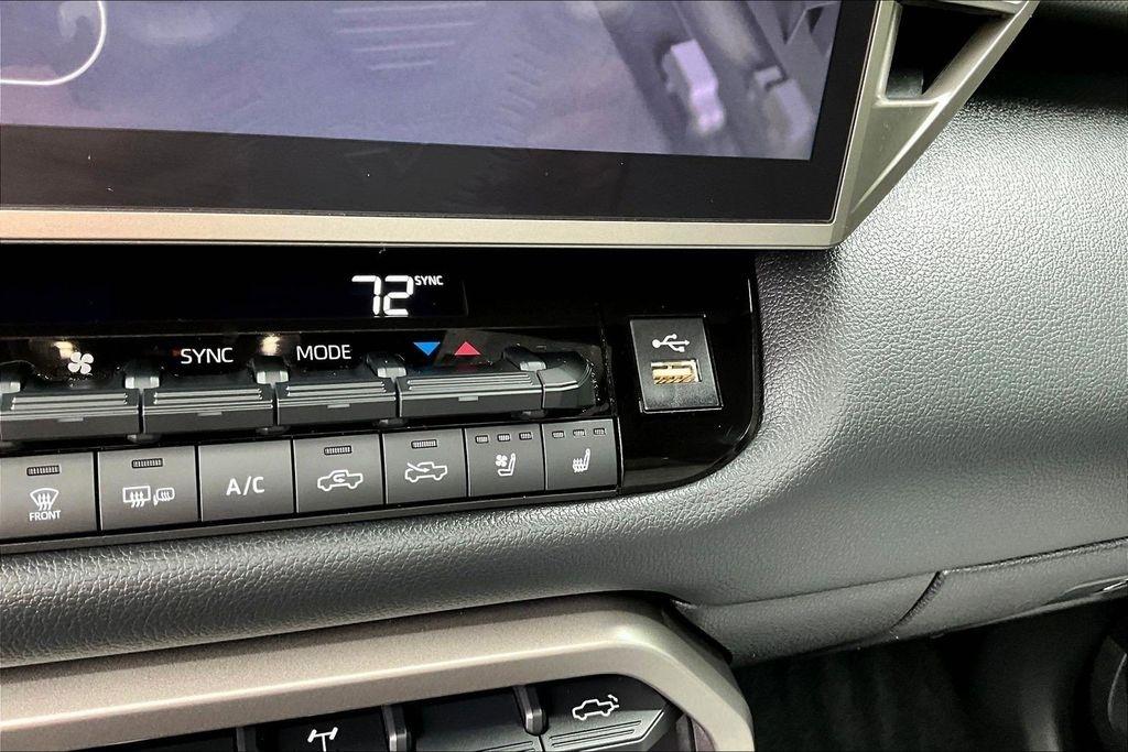 Toyota Tundra Limited CrewMax 4WD 2025