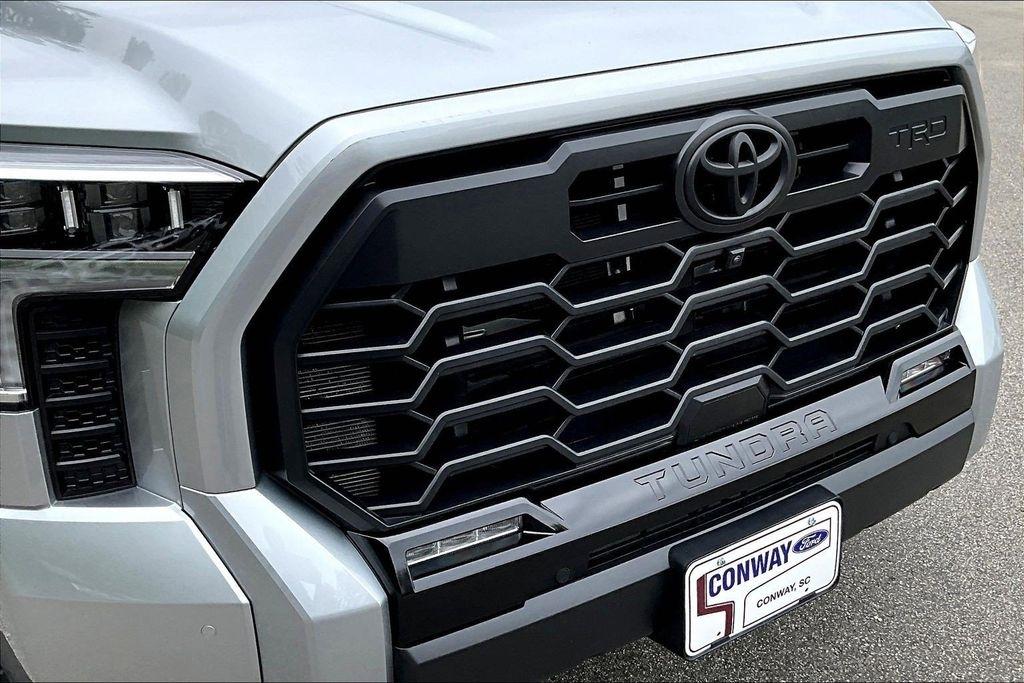 Toyota Tundra Limited CrewMax 4WD 2025