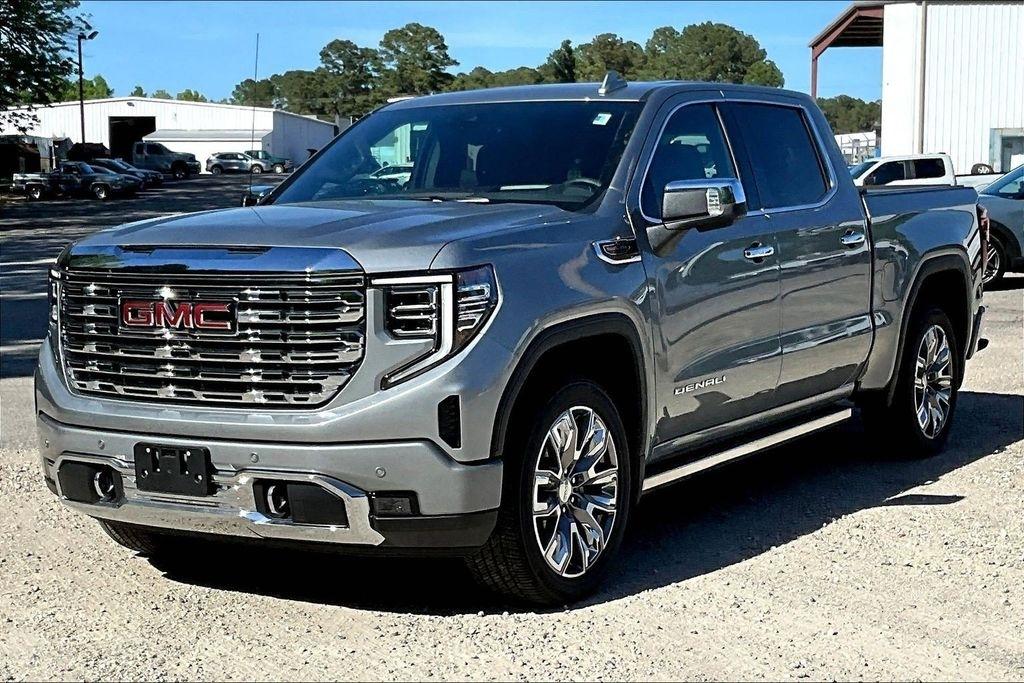 GMC Sierra 1500 Denali Crew Cab Short Box 4WD 2026