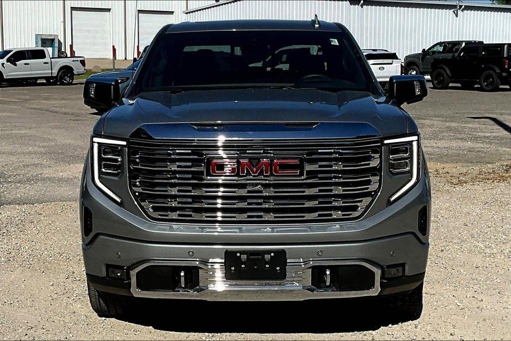 GMC Sierra 1500 Denali Crew Cab Short Box 4WD 2026