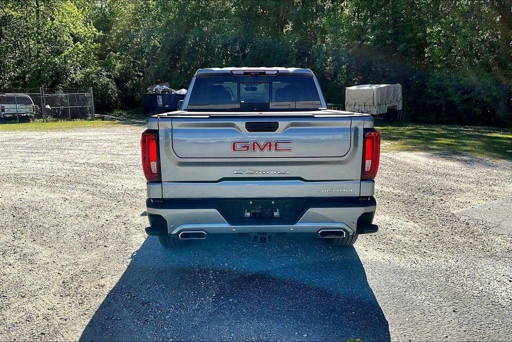 GMC Sierra 1500 Denali Crew Cab Short Box 4WD 2026