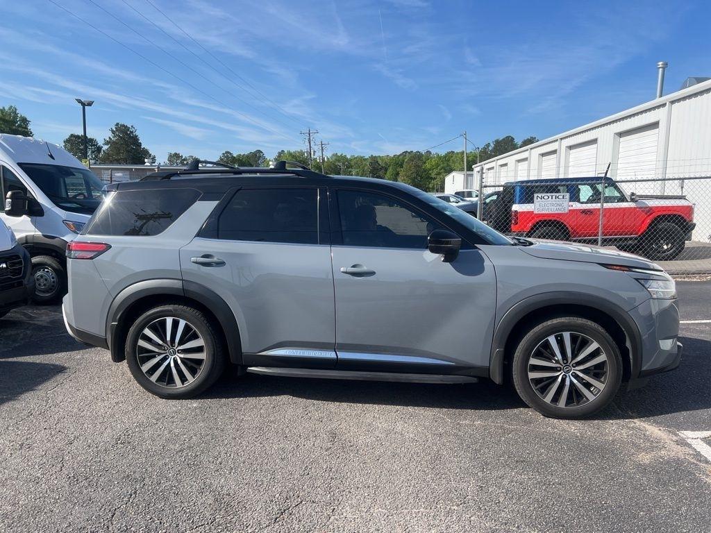 Nissan Pathfinder Platinum 4WD 2024