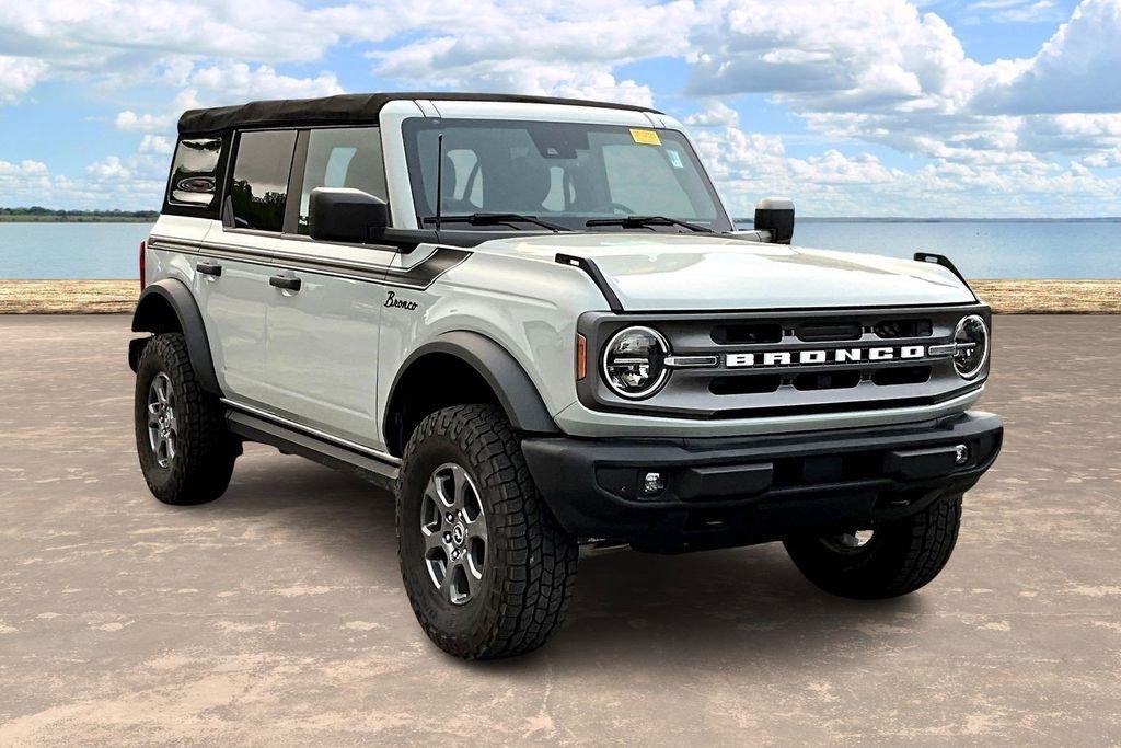 2022 Ford Bronco Base 4-Door