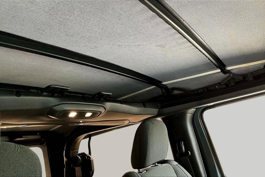 Jeep Wrangler Rubicon 2024