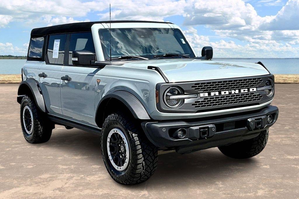 2023 Ford Bronco Base 4-Door w/Advanced