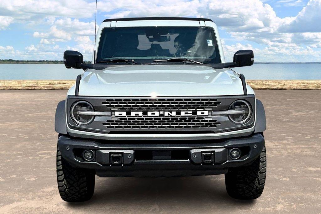 Ford Bronco Base 4-Door w/Advanced 2023