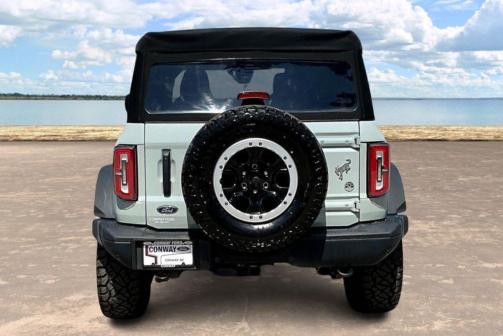 Ford Bronco Base 4-Door w/Advanced 2023