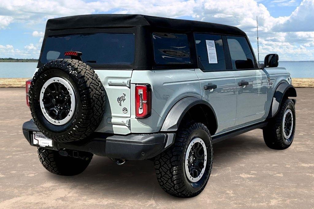 Ford Bronco Base 4-Door w/Advanced 2023