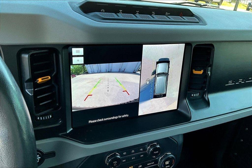 Ford Bronco Base 4-Door w/Advanced 2023