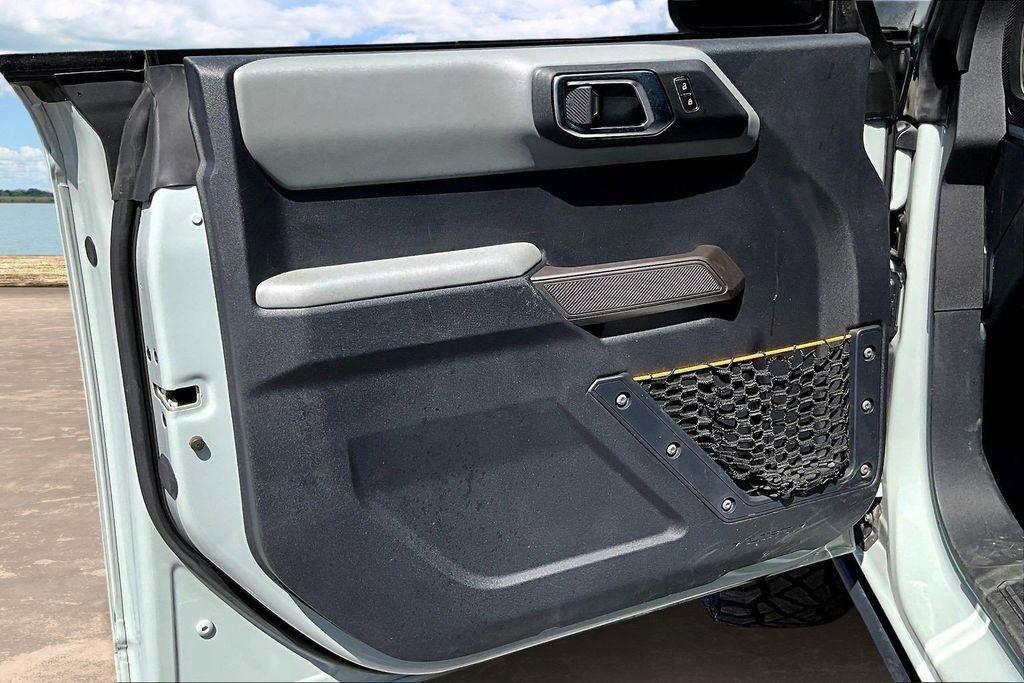 Ford Bronco Base 4-Door w/Advanced 2023