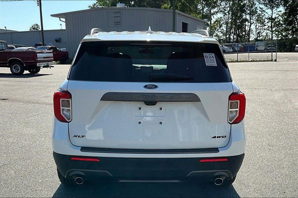 Ford Explorer XLT AWD 2021