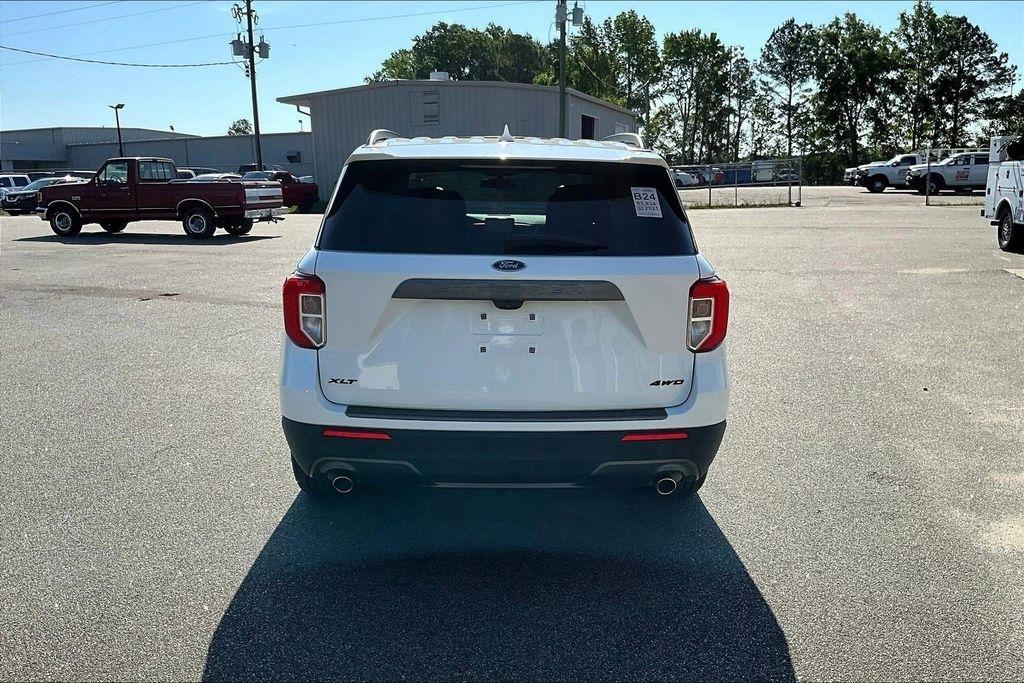 Ford Explorer XLT AWD 2021