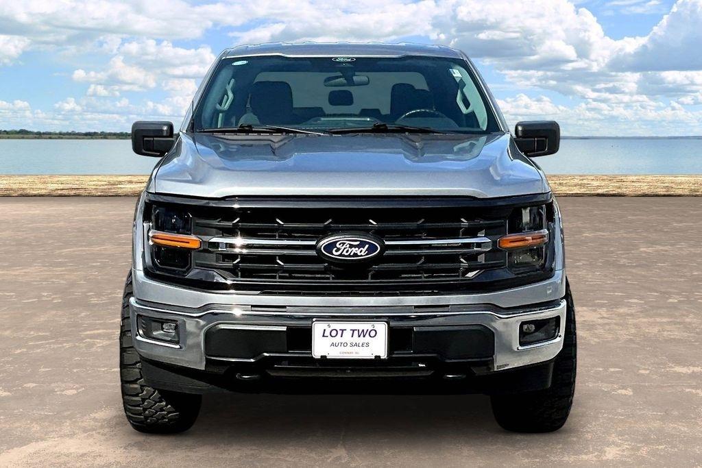 Ford F-150 XLT SuperCrew 4WD 2025