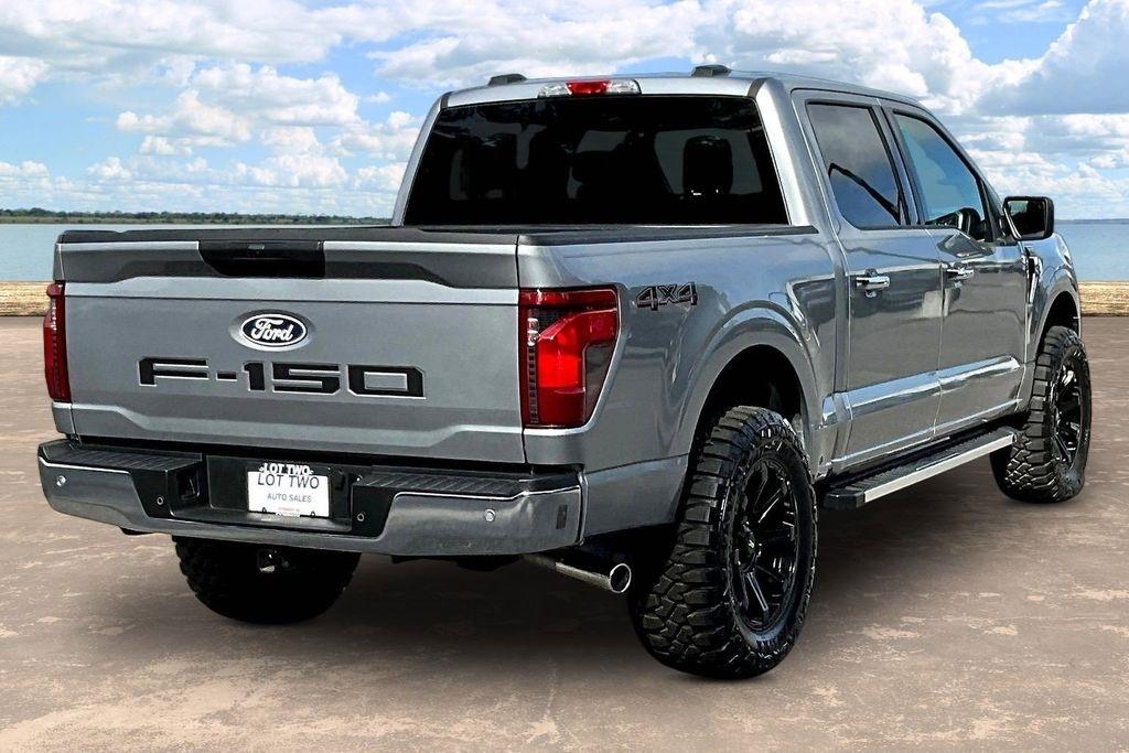 Ford F-150 XLT SuperCrew 4WD 2025