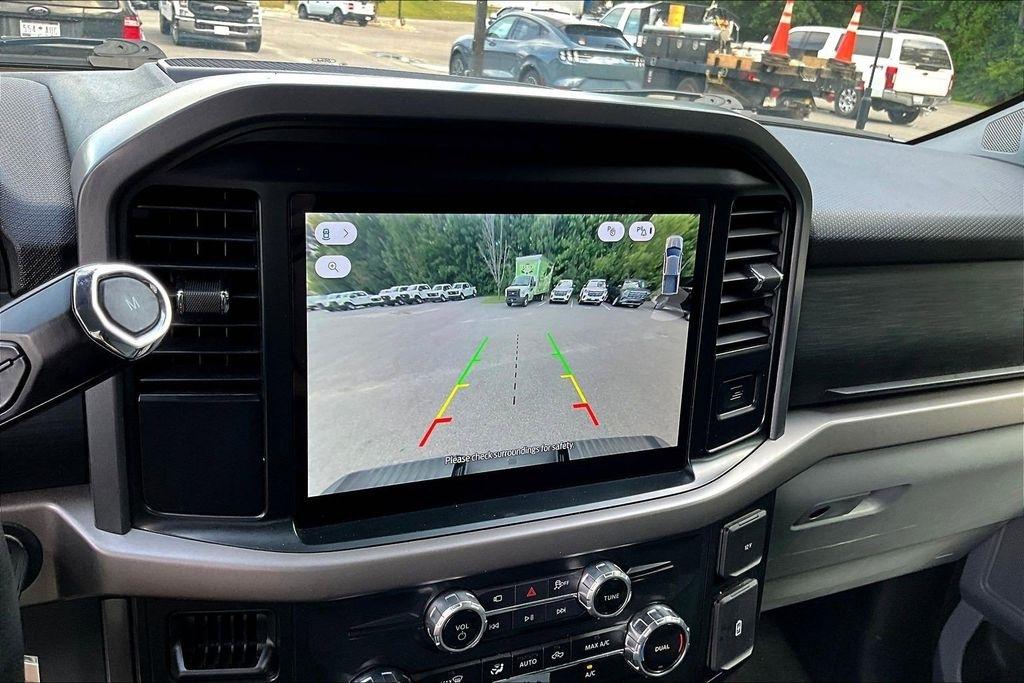 Ford F-150 XLT SuperCrew 4WD 2025