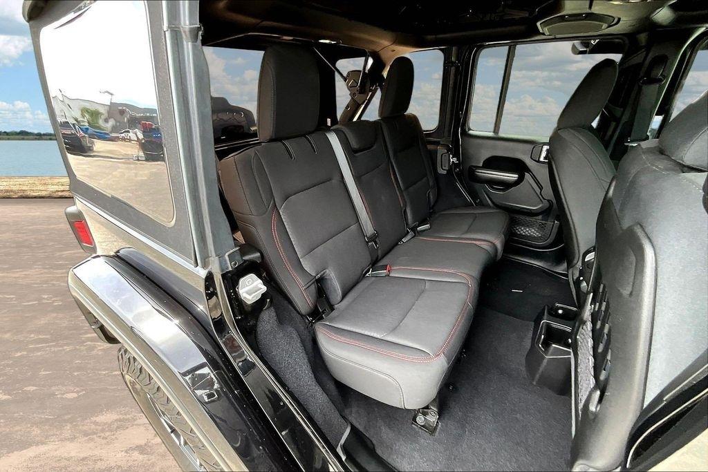 Jeep Wrangler Unlimited Rubicon 2021