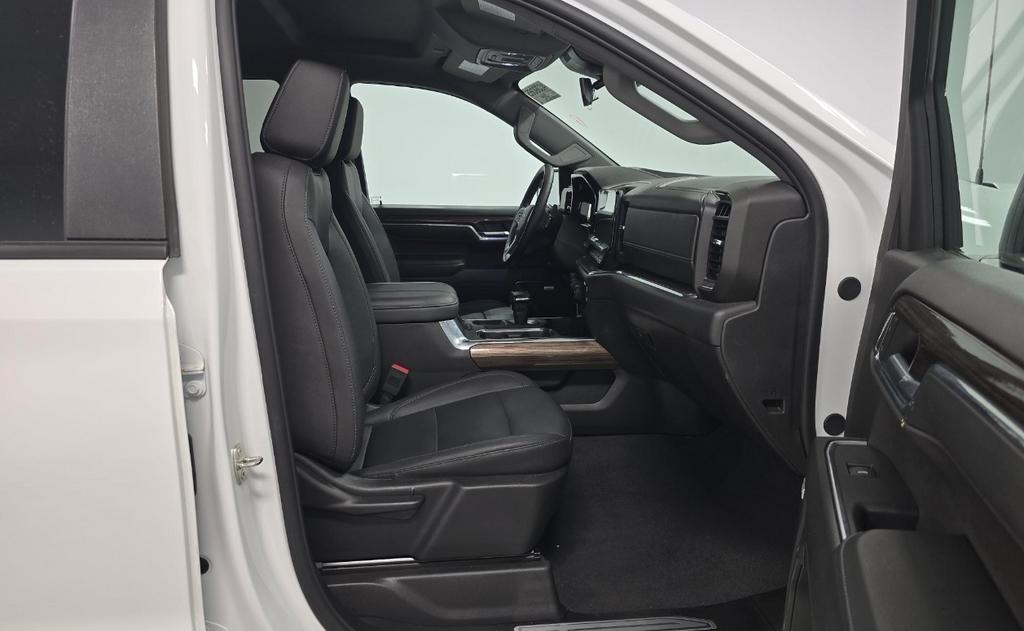 Chevrolet Silverado 1500 RST Crew Cab 4WD 2024