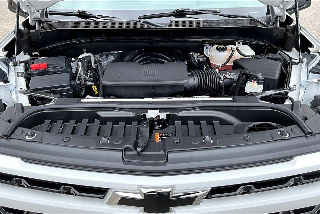 Chevrolet Silverado 1500 RST Crew Cab 4WD 2024