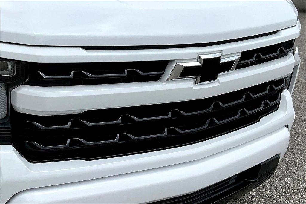 Chevrolet Silverado 1500 RST Crew Cab 4WD 2024