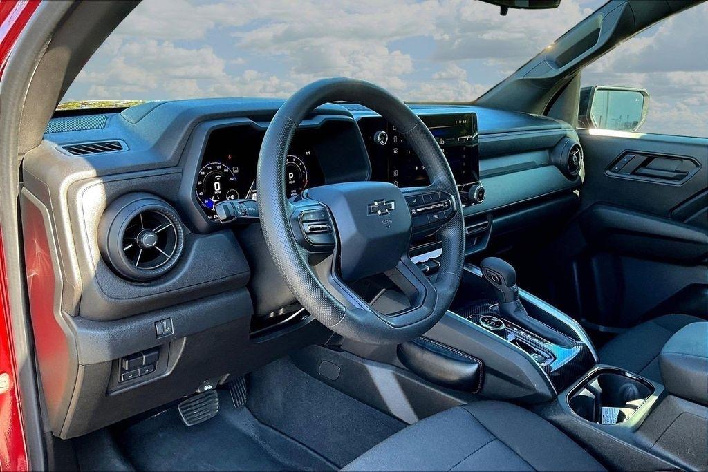 Chevrolet Colorado Trail Boss Crew Cab 4WD 2024
