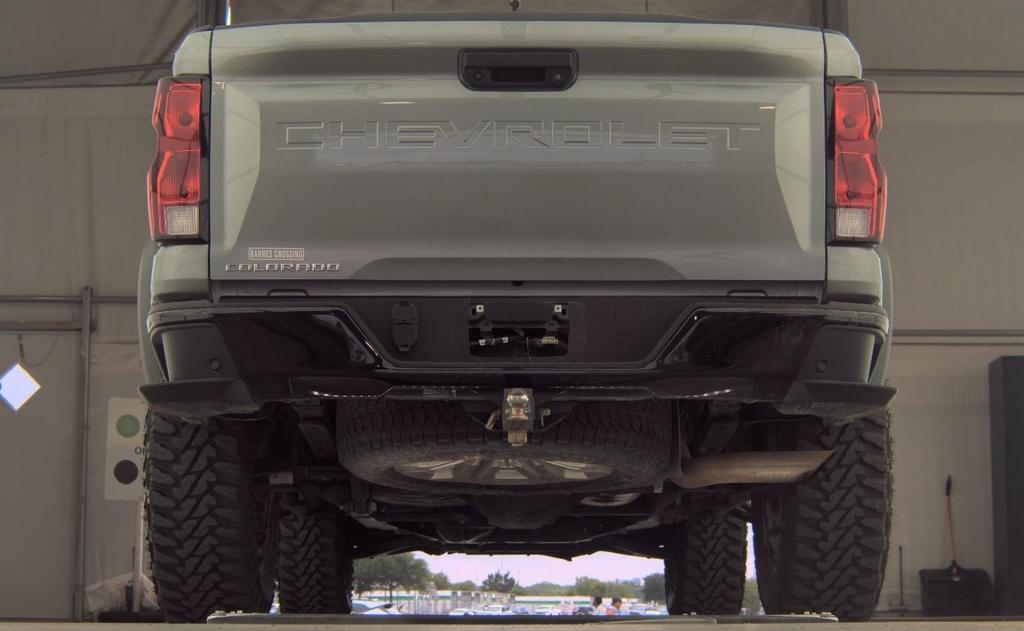 Chevrolet Colorado Trail Boss Crew Cab 4WD 2023