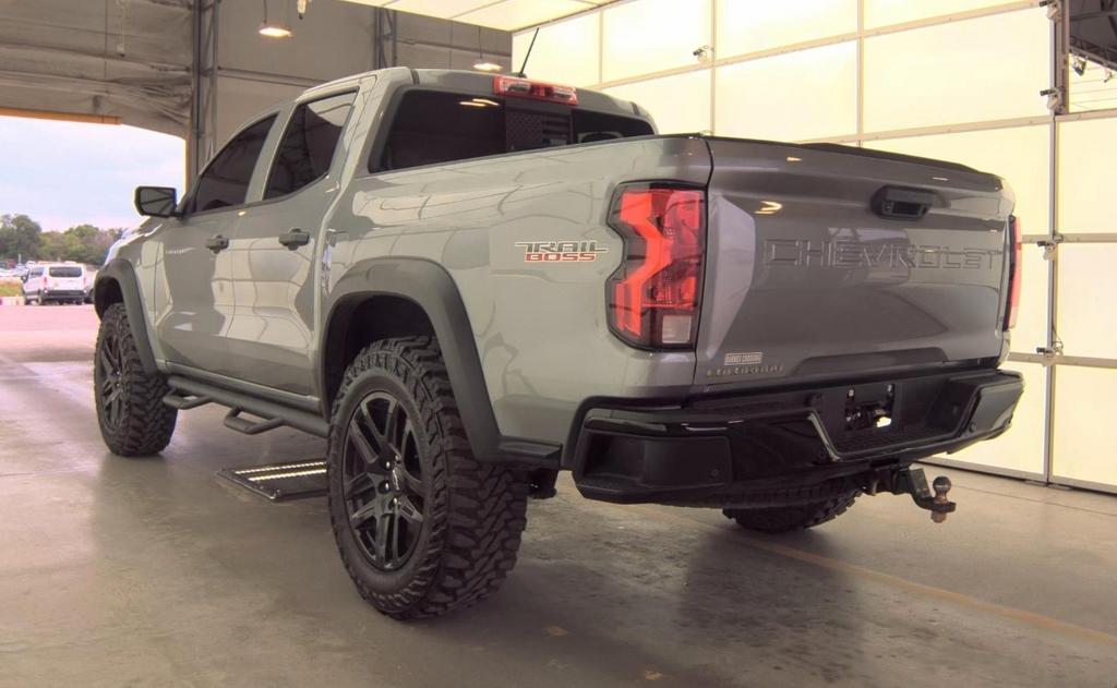 Chevrolet Colorado Trail Boss Crew Cab 4WD 2023