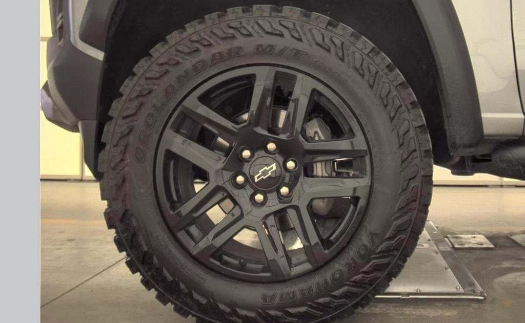 Chevrolet Colorado Trail Boss Crew Cab 4WD 2023