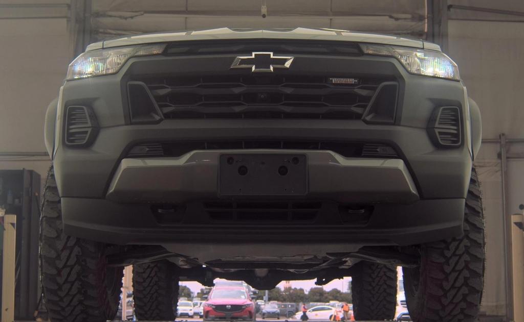 Chevrolet Colorado Trail Boss Crew Cab 4WD 2023