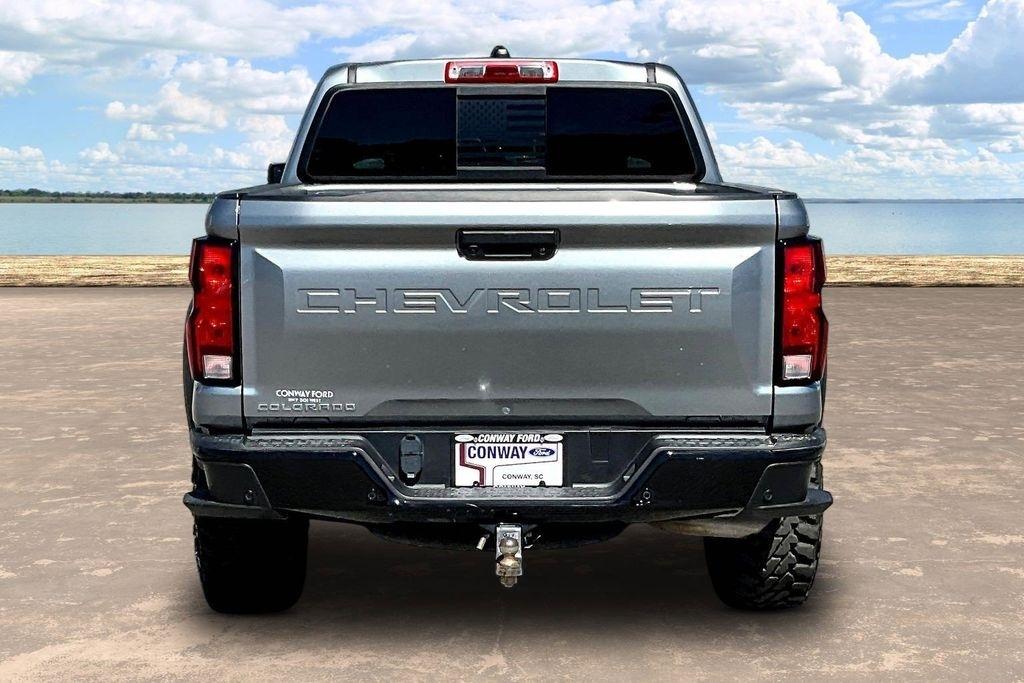 View vehicle photo 5
