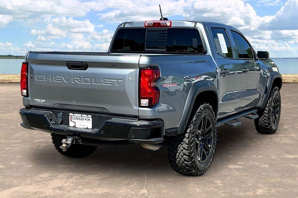View vehicle photo 6