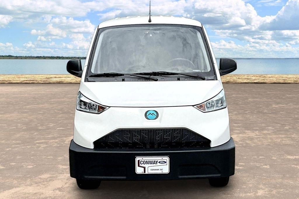 Nissan NX  2024