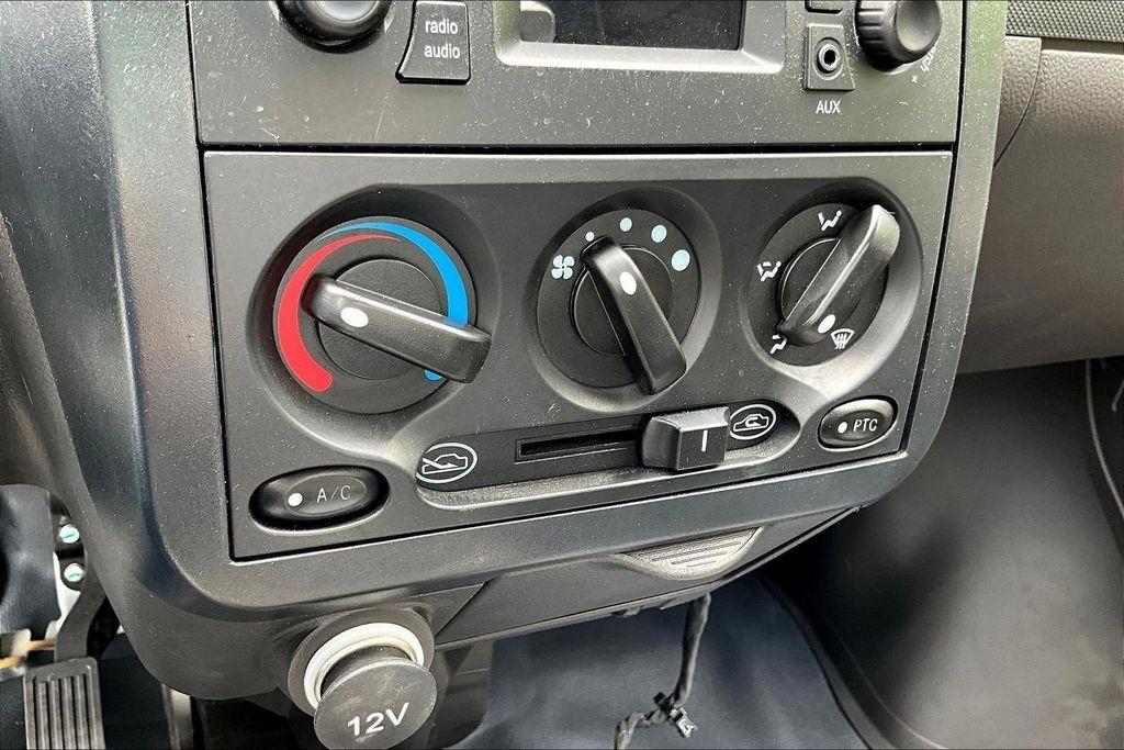 Nissan NX  2024