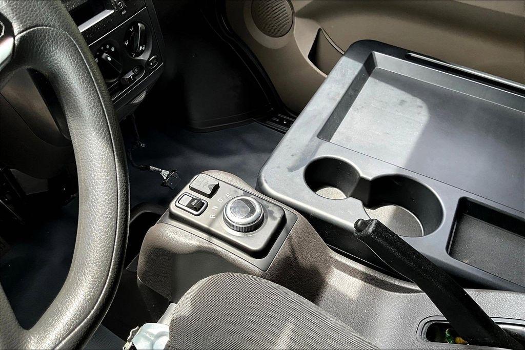 Nissan NX  2024