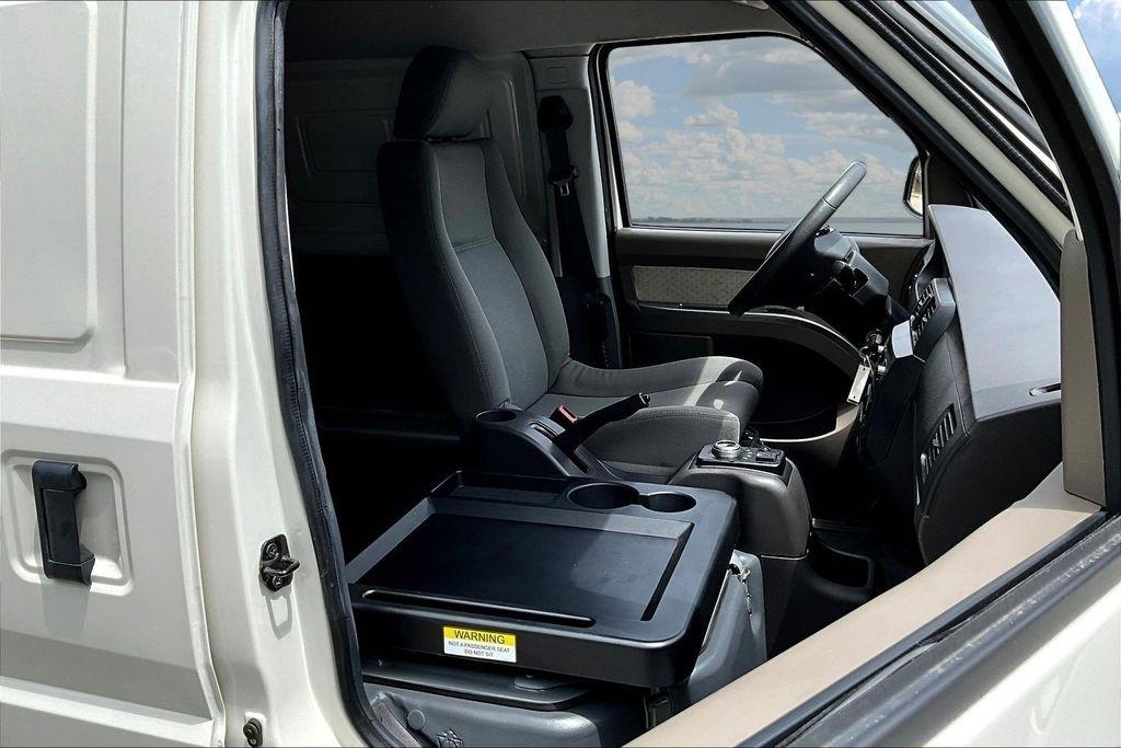 Nissan NX  2024