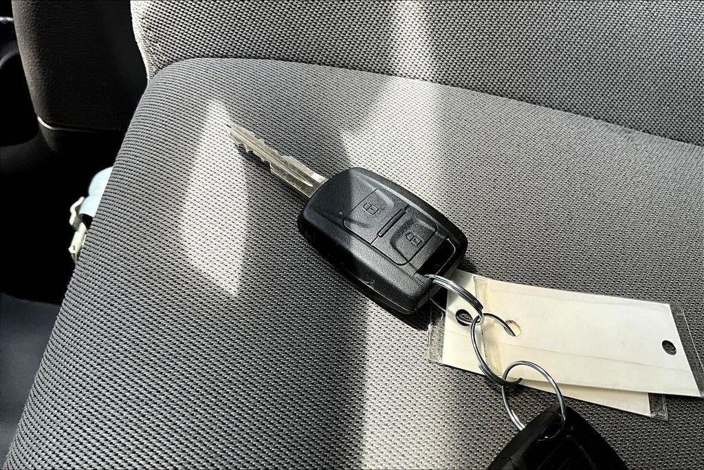 Nissan NX  2024