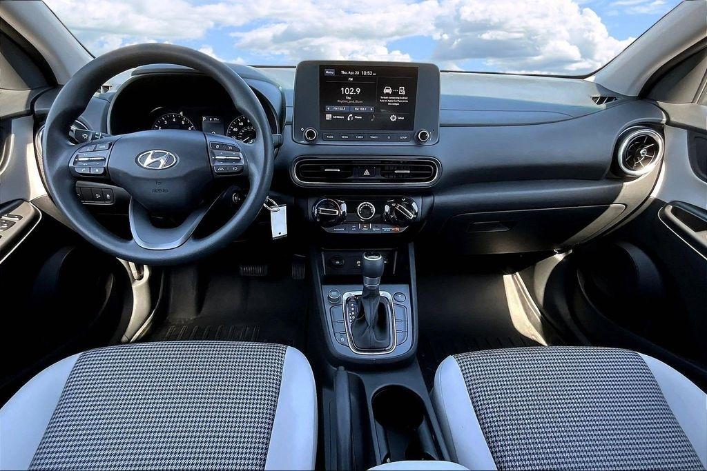 Hyundai Kona SE AWD 2023
