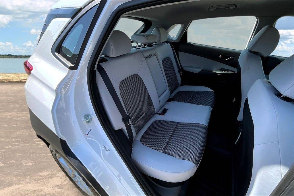 Hyundai Kona SE AWD 2023