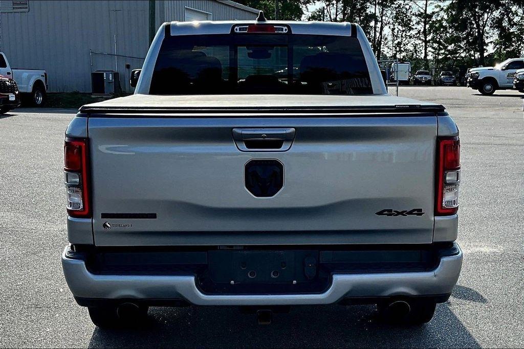 RAM 1500 Big Horn Crew Cab SWB 4WD 2021