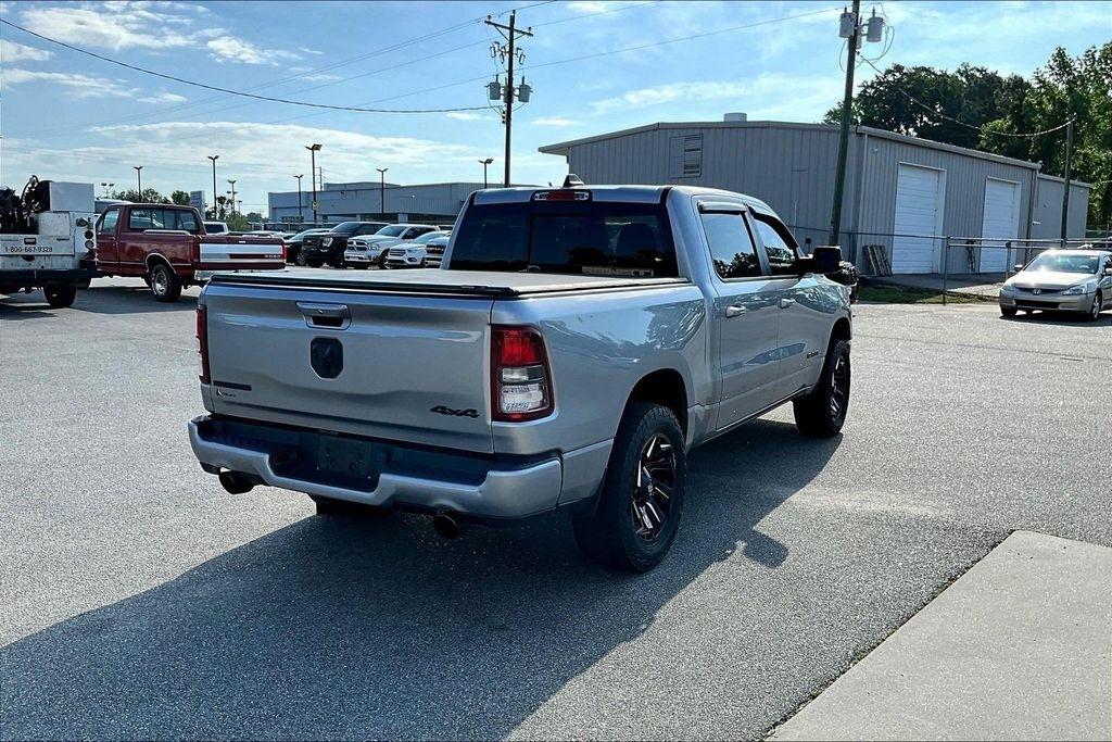 RAM 1500 Big Horn Crew Cab SWB 4WD 2021