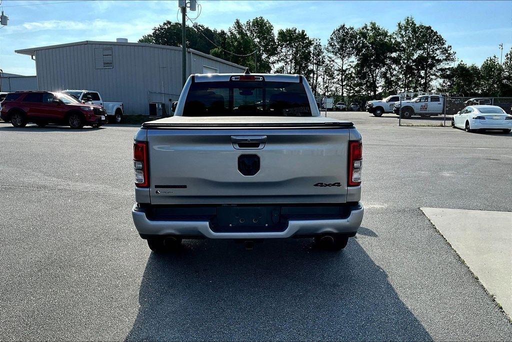 RAM 1500 Big Horn Crew Cab SWB 4WD 2021