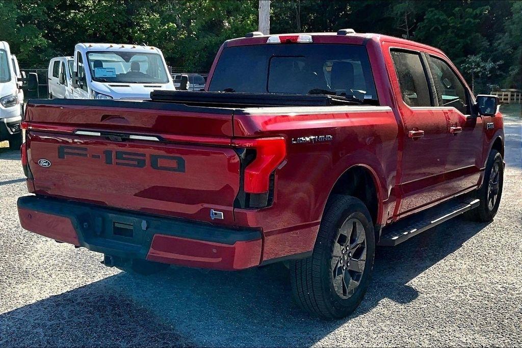 Ford F-150 Lightning Lariat 2024