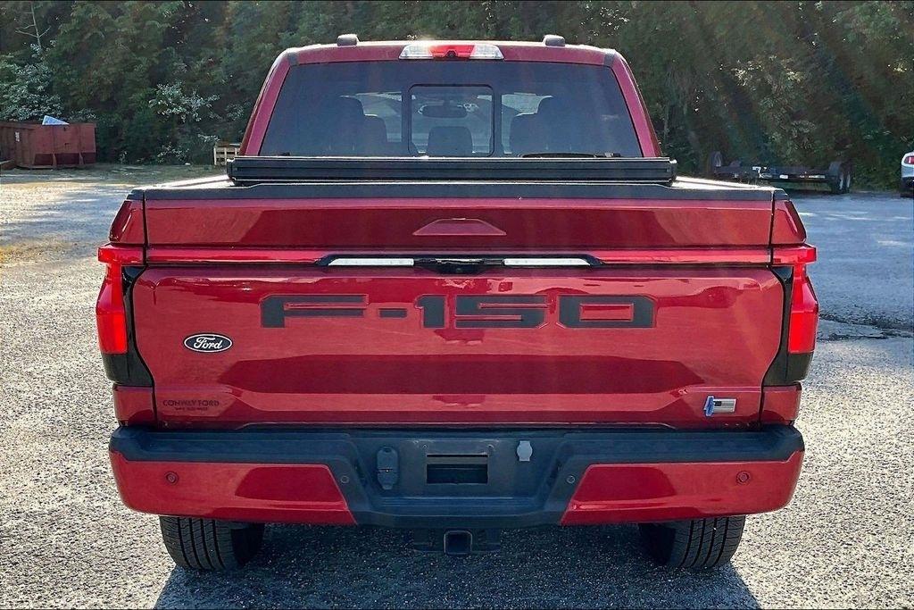 Ford F-150 Lightning Lariat 2024