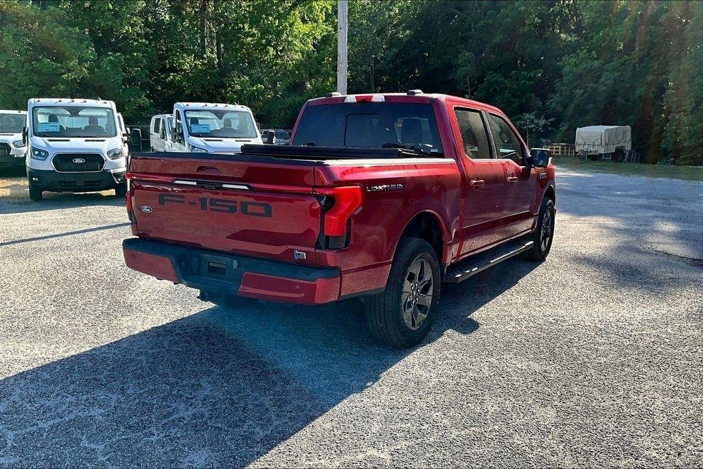 Ford F-150 Lightning Lariat 2024