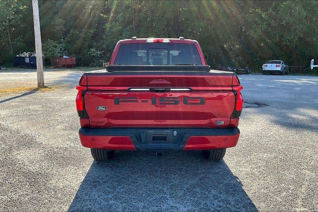 Ford F-150 Lightning Lariat 2024