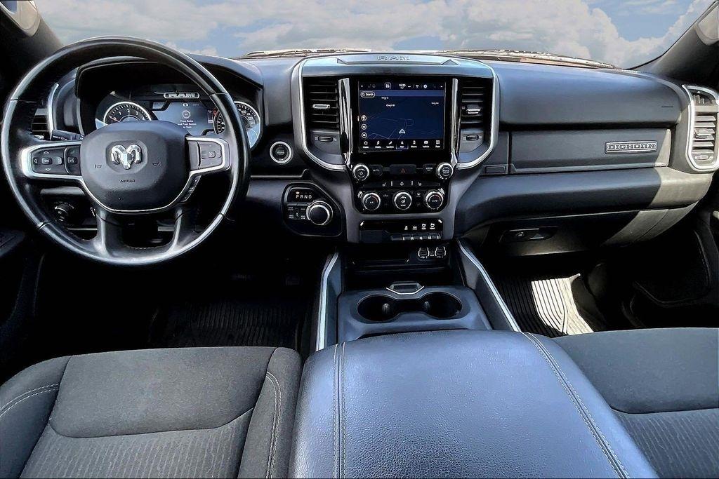 RAM 1500 Big Horn Crew Cab LWB 4WD 2022