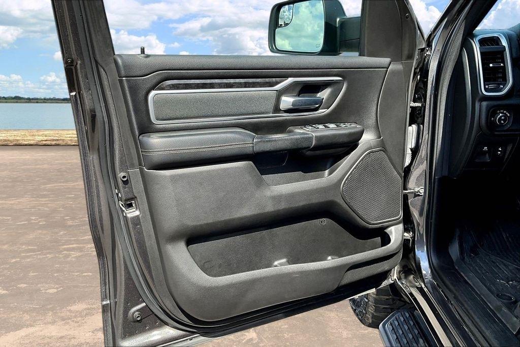 RAM 1500 Big Horn Crew Cab LWB 4WD 2022