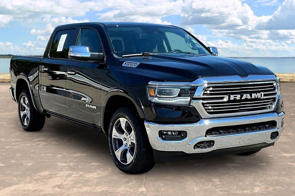 2022 RAM 1500 Laramie Crew Cab SWB 4WD